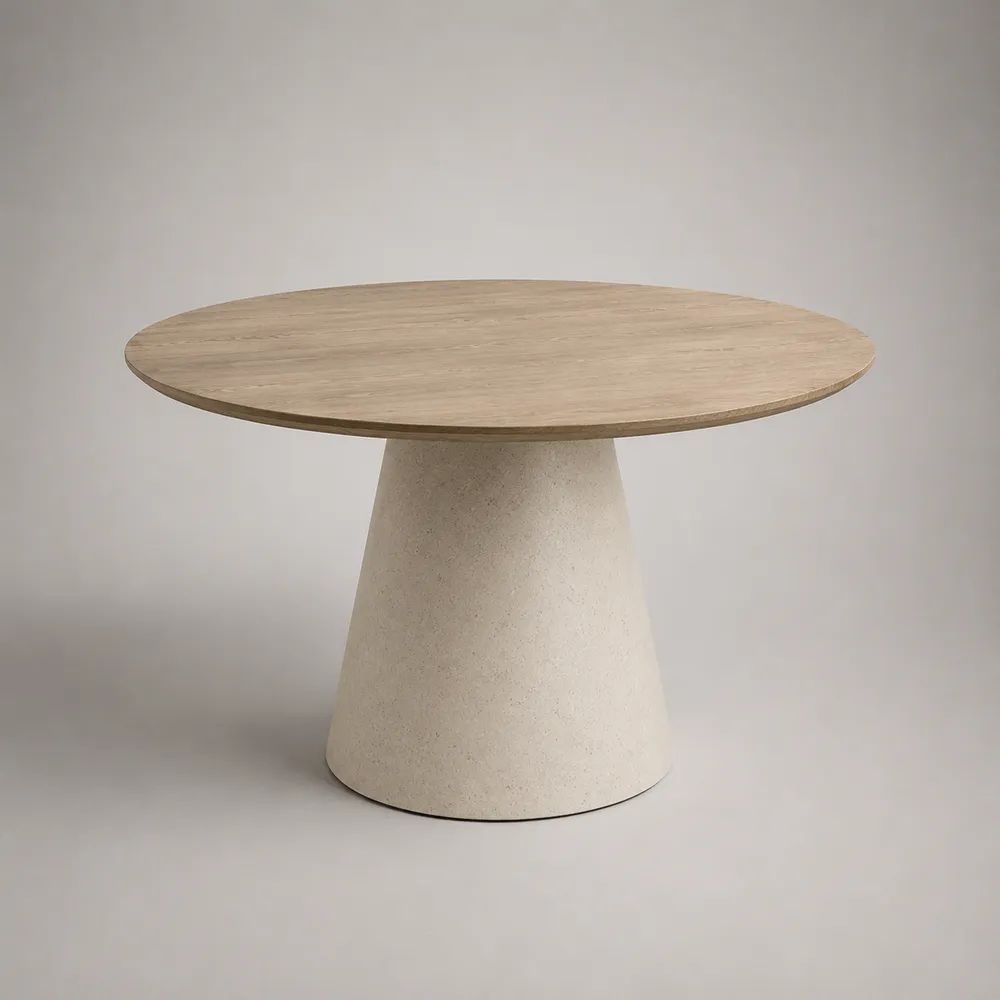 Runder Esstisch aus MDF mit Eichenfurnier und Mikrozement-Sockel, Natur/Cremeweiß, Ø 120 × H 75 cm